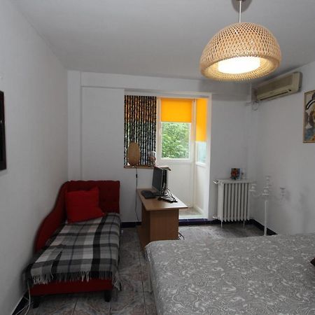 Piata Resita Host Apartman Bukarest Kültér fotó