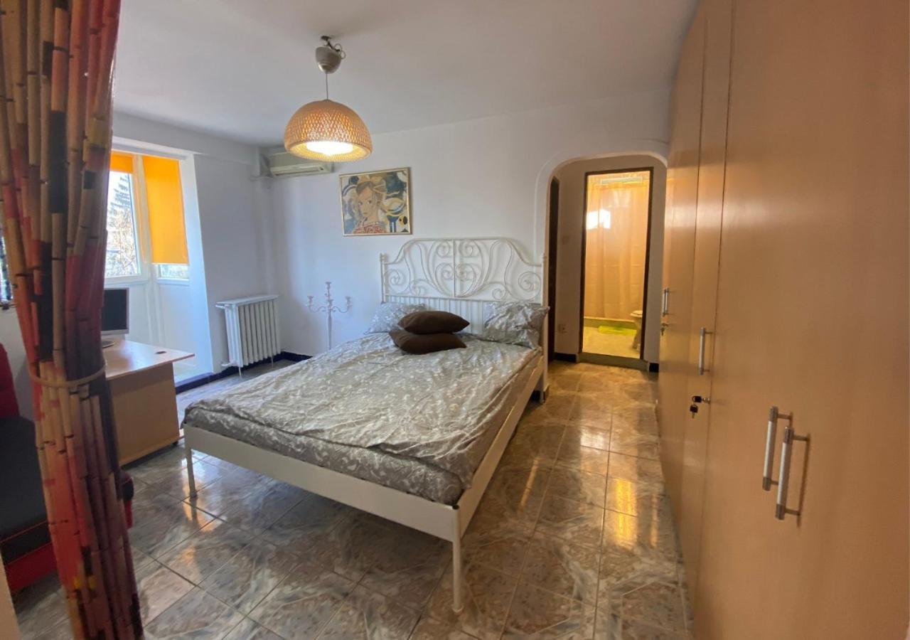 Piata Resita Host Apartman Bukarest Kültér fotó
