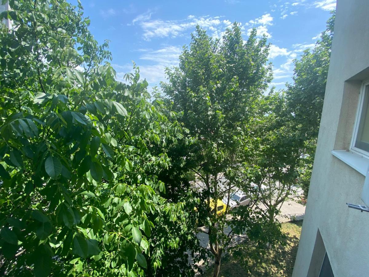 Piata Resita Host Apartman Bukarest Kültér fotó