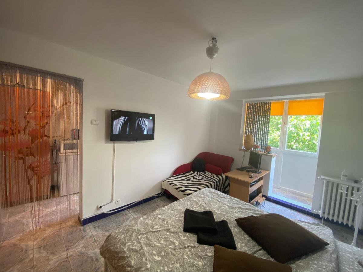 Piata Resita Host Apartman Bukarest Kültér fotó