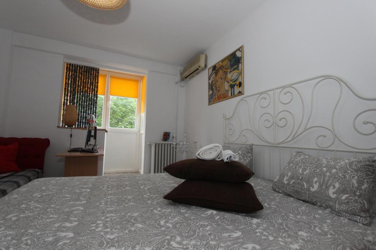 Piata Resita Host Apartman Bukarest Kültér fotó